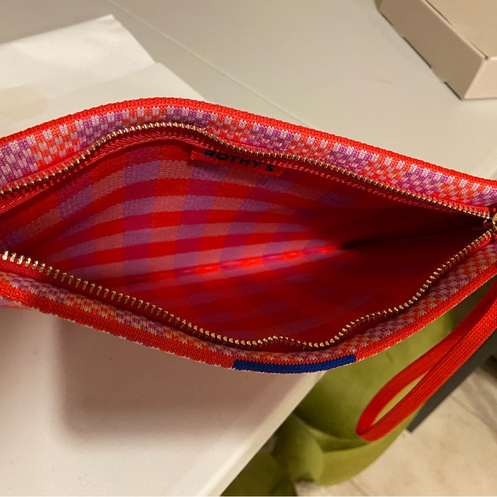 NWT Rothy's essential pouch - Picture 4 of 11